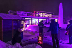 Adventszauber im Golfkletterpark Oberhof, kleiner Weihnachtsmarkt