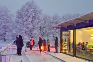 Adventszauber im Golfkletterpark Oberhof, kleiner Weihnachtsmarkt