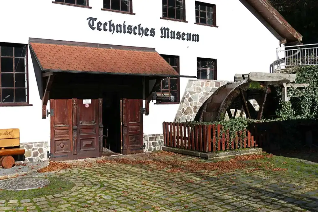 Gesenkschmiede Zella-Mehlis. Ausflugstipp Hotel in Oberhof