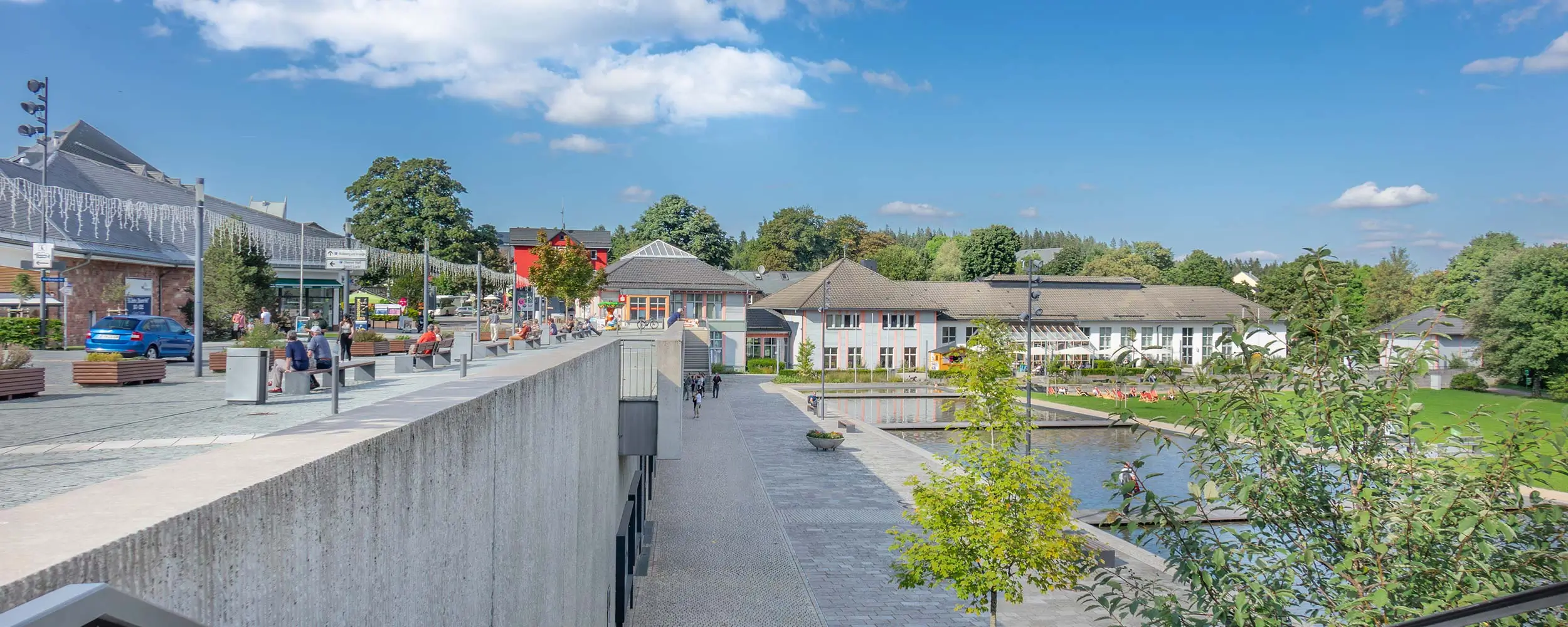 Oberhof Thüringer Wald im Sommerurlaub, Blick auf den Kurpark