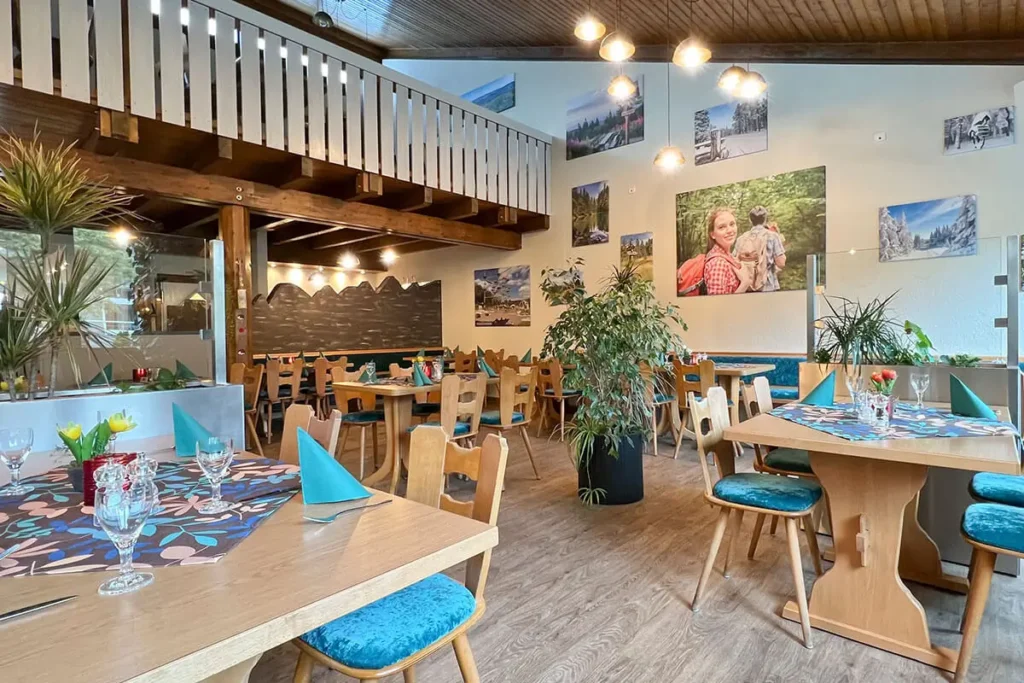 Restaurant Oberhof, Blick in den Gastraum Bergvagabund