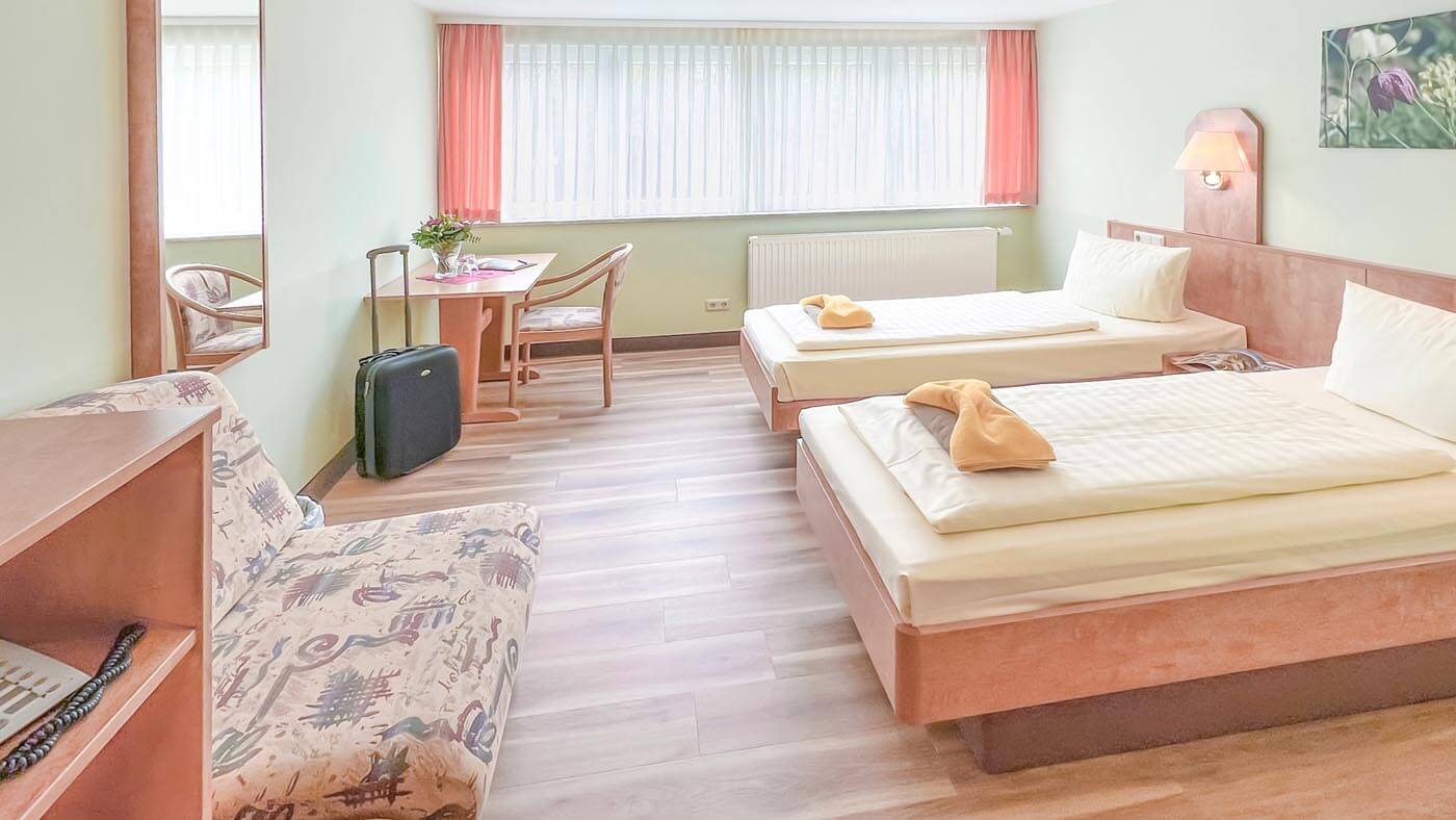twinbett-zimmer-hotel-thueringenschanze-oberhof-1